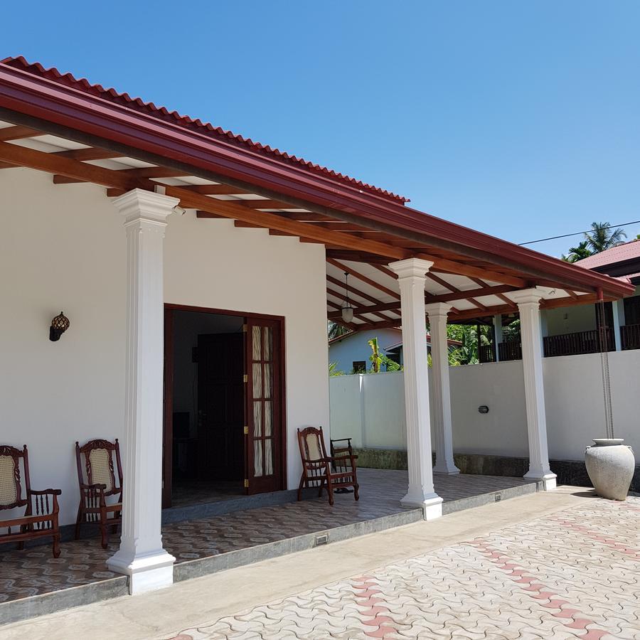 Sithi Villa Хіккадува Екстер'єр фото