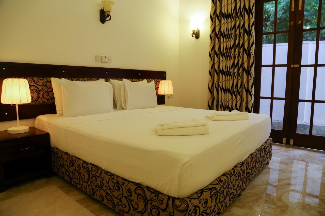 Sithi Villa Хіккадува Екстер'єр фото